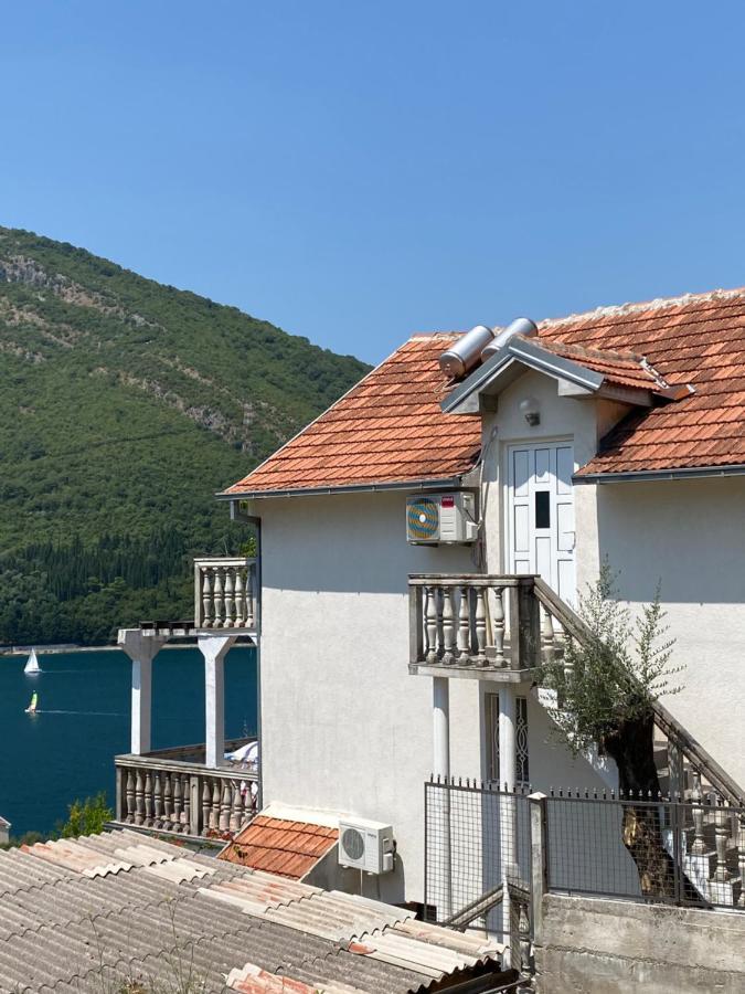 Apartman Irena Тиват Екстериор снимка