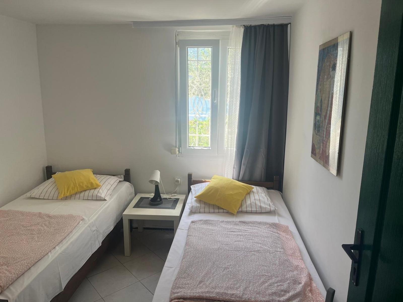 Apartman Irena Тиват Екстериор снимка